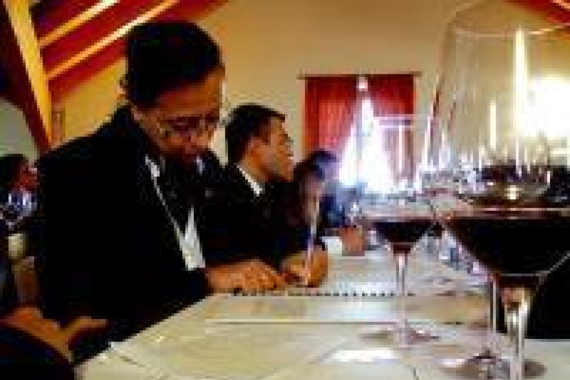 Parte il progetto Sommelier di Equipe