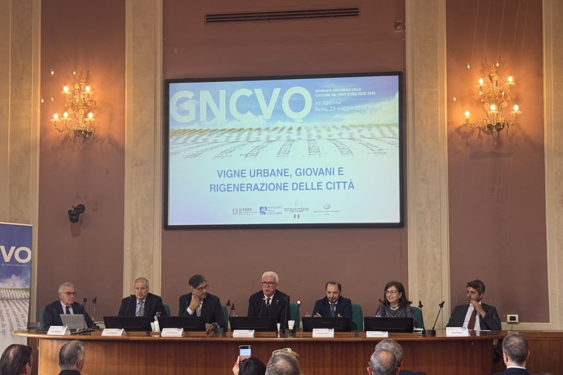 Vino, olio e città sostenibili al centro della Giornata Nazionale della Cultura del Vino e dell’Olio 2025