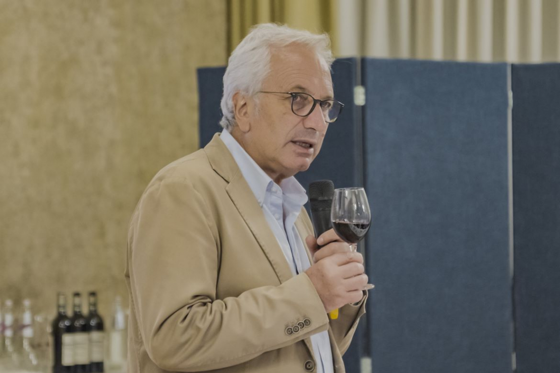 Quintodecimo, l’Irpinia nel calice. Luigi Moio incanta Milano