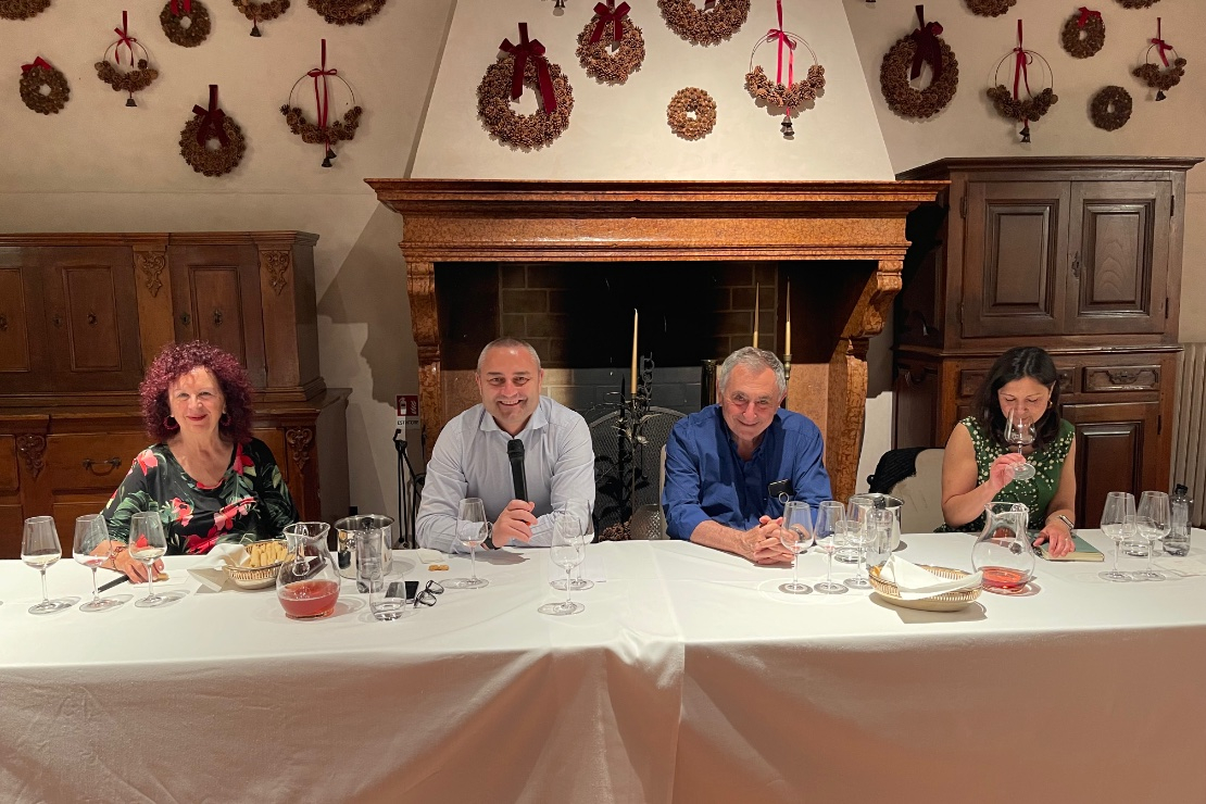 I vini dell&rsquo;Arcipelago Toscano: il fascino di un territorio sospeso tra mare e vigneti