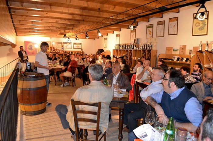 Enoteca Un Mondo DiVIno