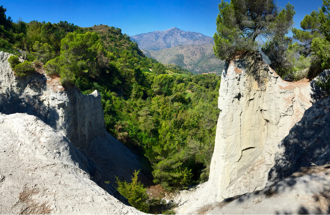 Le terre bianche dei calanchi di Terrabianca